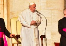 Difendere i diritti dei bambini: il grido di Papa Francesco Papa Francesco