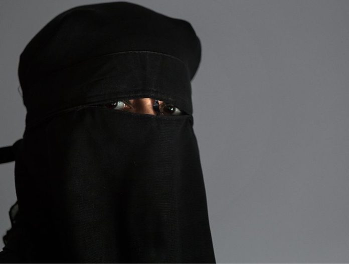 Polemica a Pordenone sul Niqab