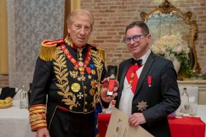 Il Gran Maestro Don Basilio Calí con il Ministro degli Interni Bali Gran Collare