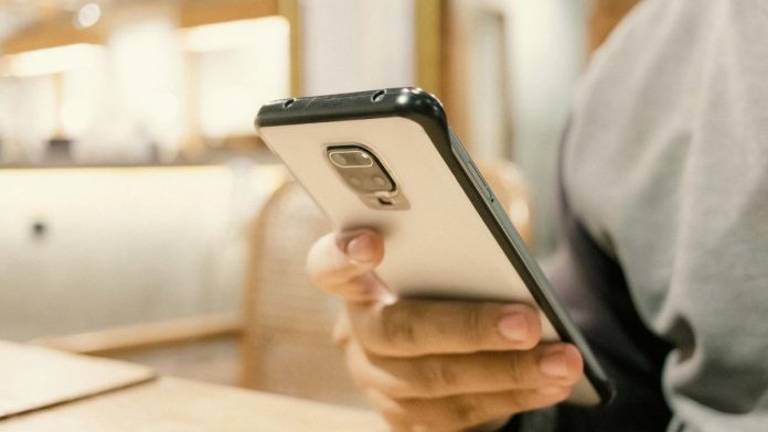 divieto smartphone a scuola
