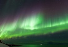 Il Sole in tempesta: rischio per Gps e reti elettriche, ma spettacolo in cielo attività solare