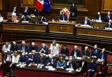 Meloni in Parlamento sull’Iran: “Fuori dal diritto internazionale, l’Italia non entra in guerra”